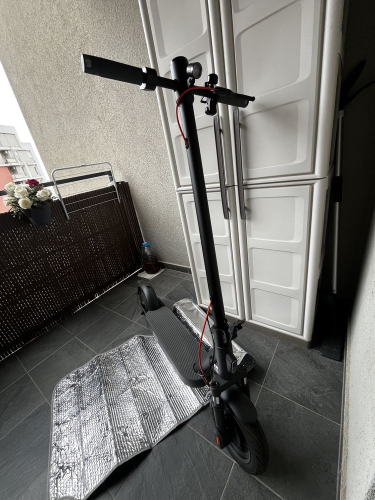 Vand trotineta electrica XIAOMI SCOOTER ELITE