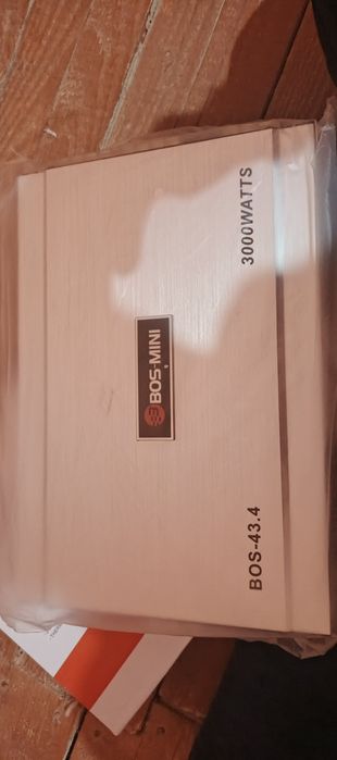 Boss mini усилитель