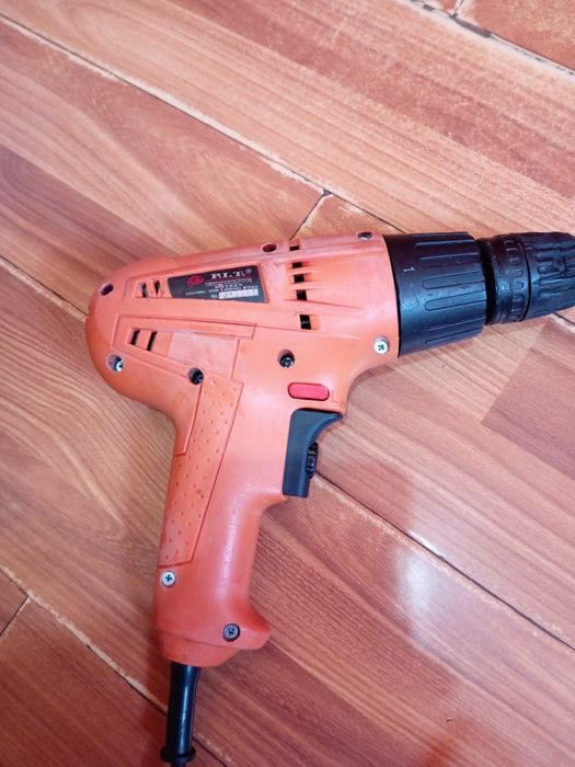 Электроинструмент