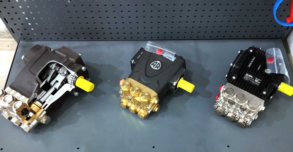 faqat OPTOM Pompa-насос AR 200-250bar Sam Moyka uchun