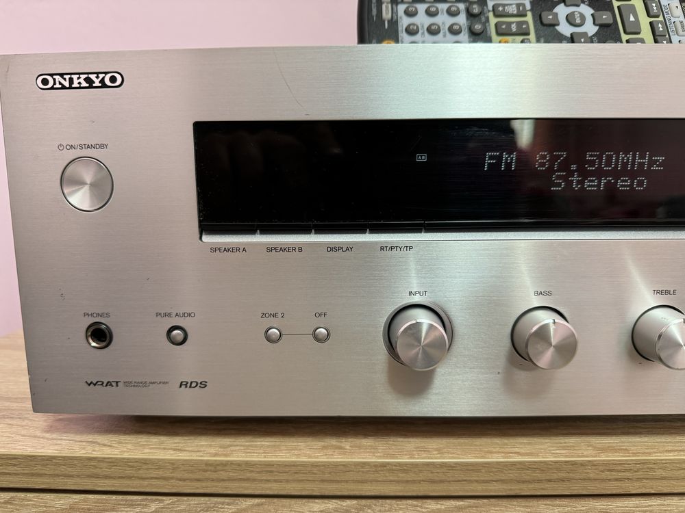 Onkyo TX-8050 Стерео