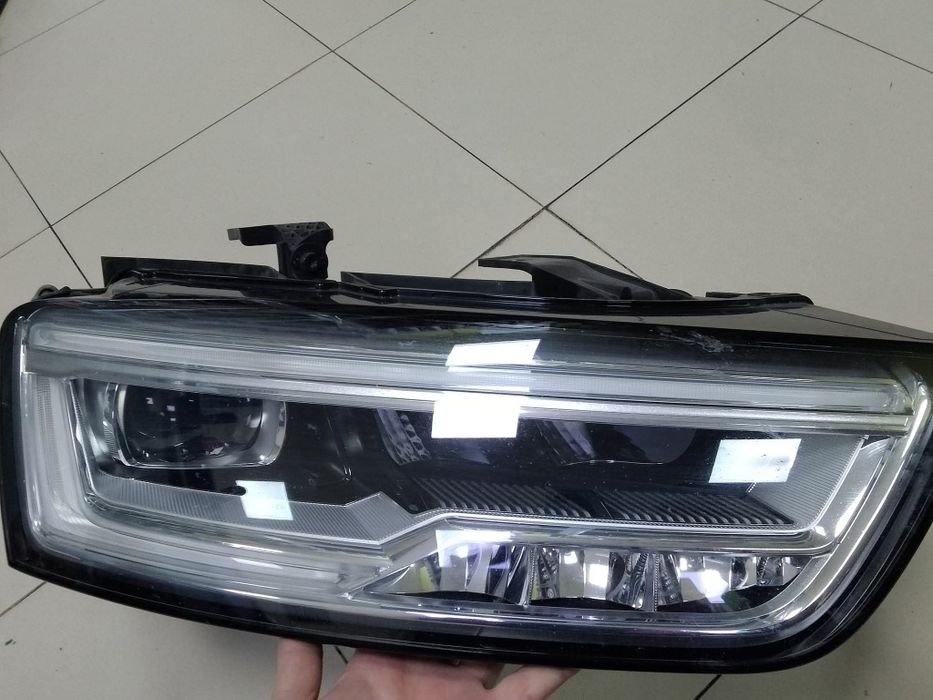 Фарове Audi Q3 2016