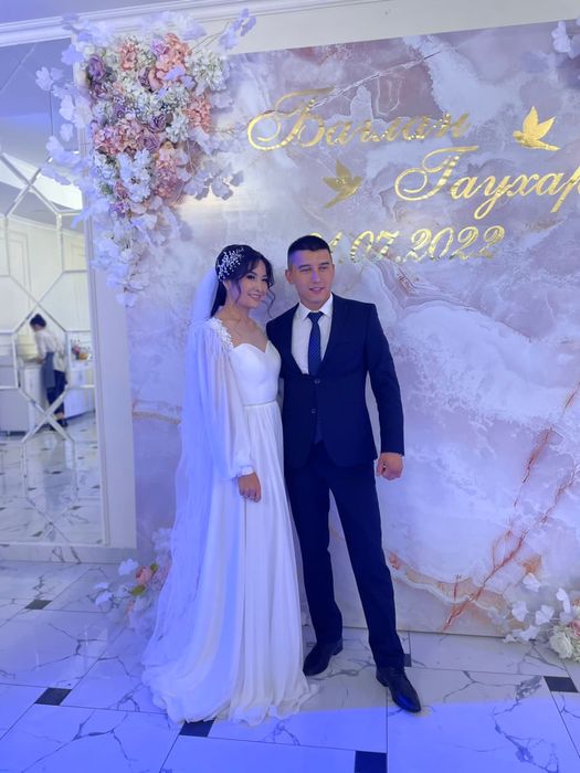 Свадебное платье белое