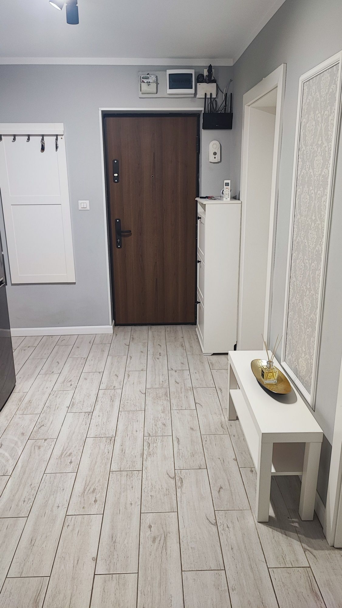 Renovat 3 decomandate vis a vis de Medicina Noua _ Spital 1
