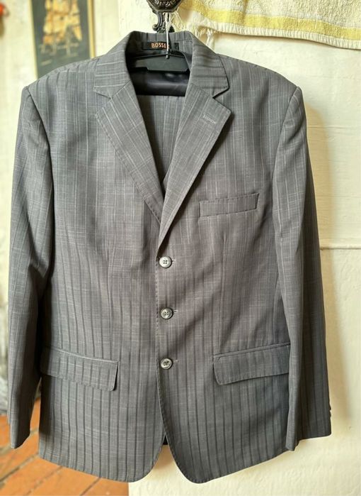 Костюм  мужской  42-44 размер