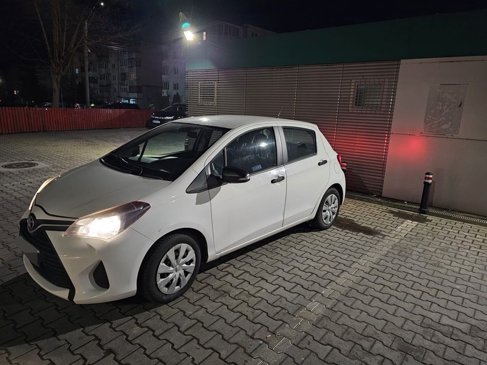 Toyota Yaris 2015