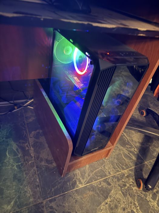 Игровой компьютер комплект кресло стол билан