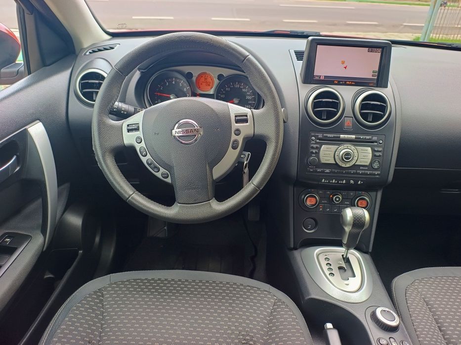 Nissan Qashqai 2.0 benzin