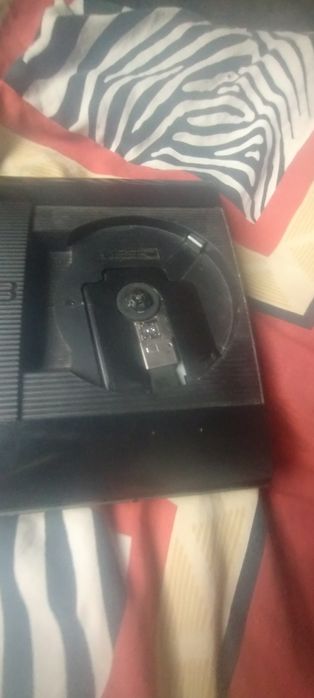 PS3 super slim 500gb HDD