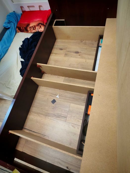 ***Cadru PAT ȘI SALTEA, vând urgent