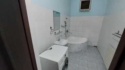 Срочно сдается дом 5 комнат,6 соток.Гулзор махаля.