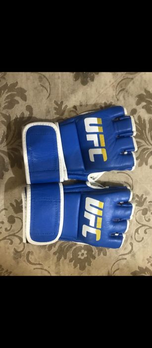Продам UFC перчатку кожнй аделе 2-3 раза па качеству зё крута