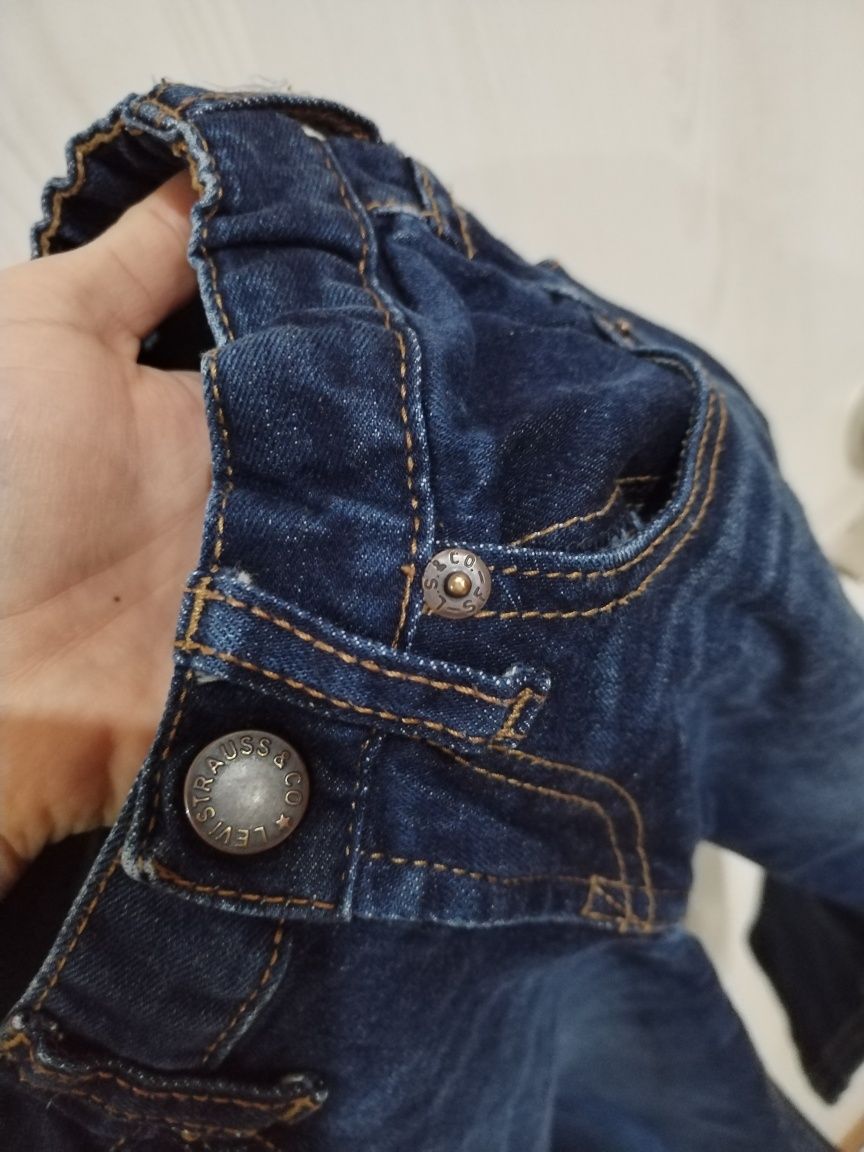 Оригинални детски дънки Levi's 5г