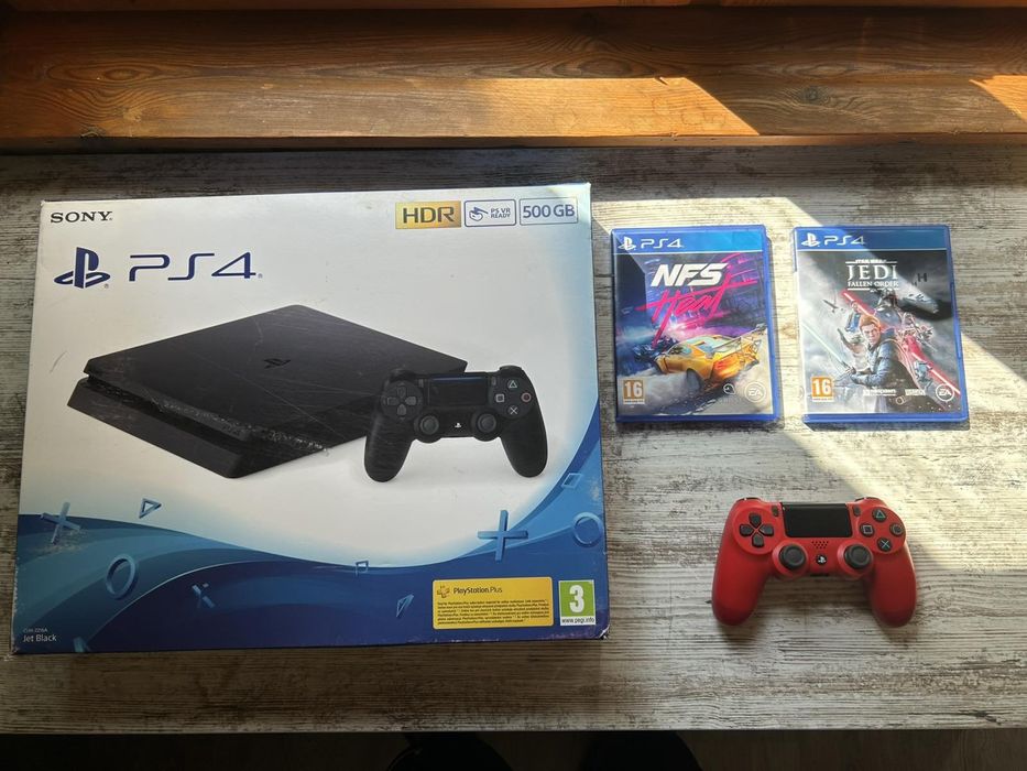 !КАТО НОВ! PlayStation 4 Slim 500GB + Джойстик + 2 Игри