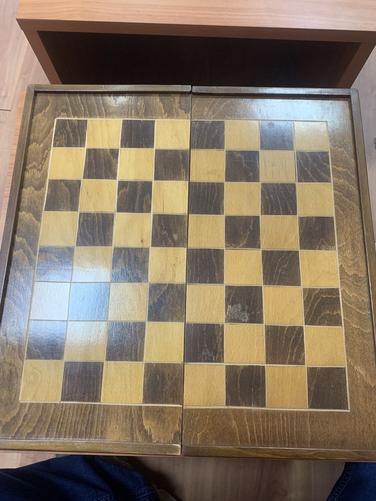 Класическа дървена табла / шах 48/48 см