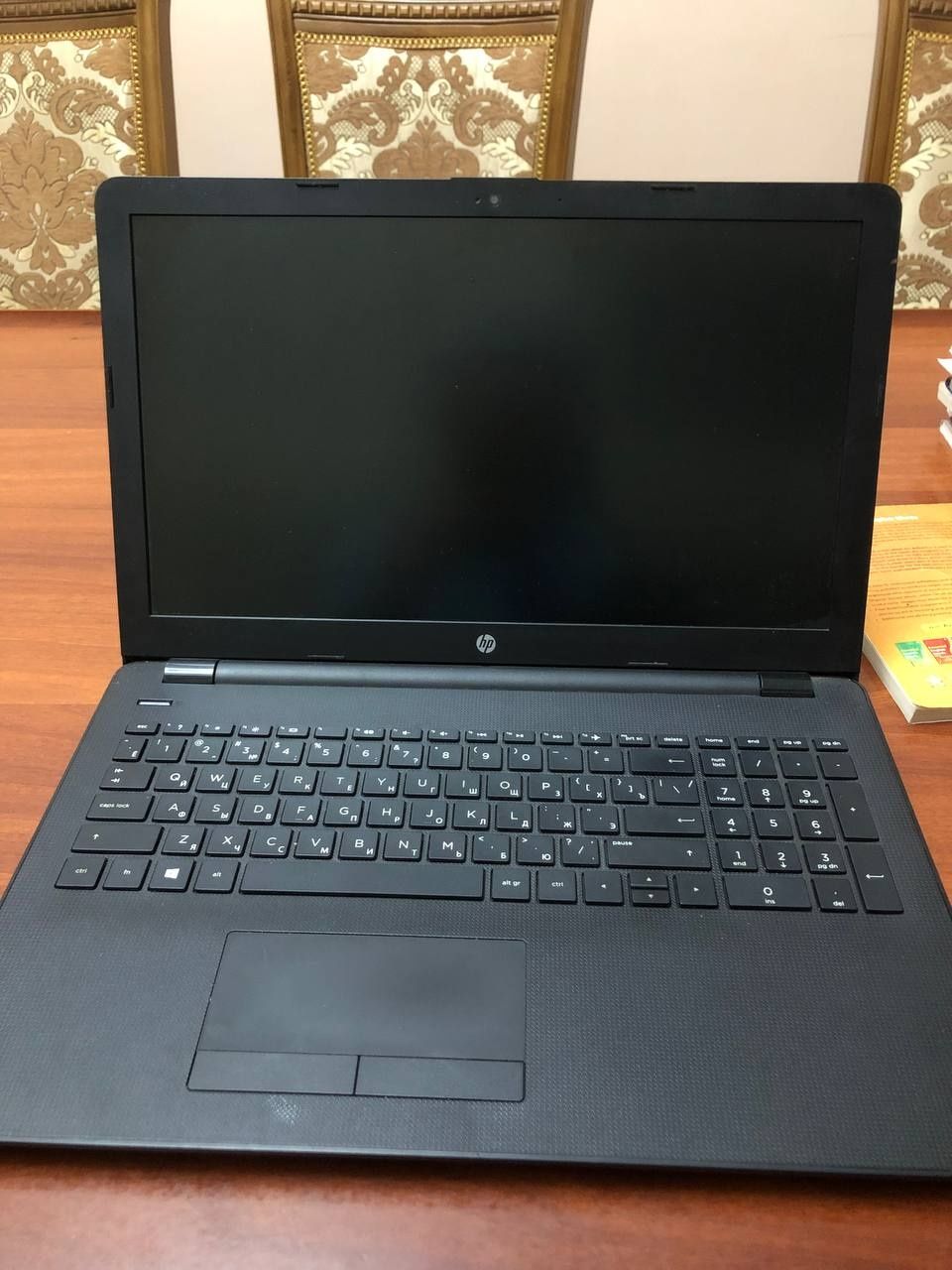 Ishlab chiqaruvchi HP
Kopm modeli : HP Laptop 15 bw0xx
Bios F 40
Prose