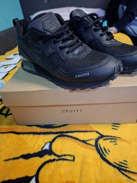 Маратонки Cruyff