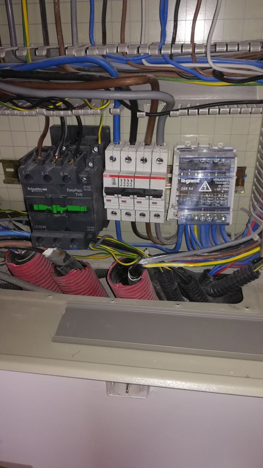 Electrician autorizat