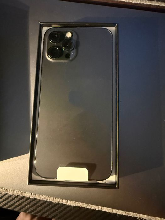 iPhone 12 Pro Max (Заменен от официален сервиз с чисто нов)