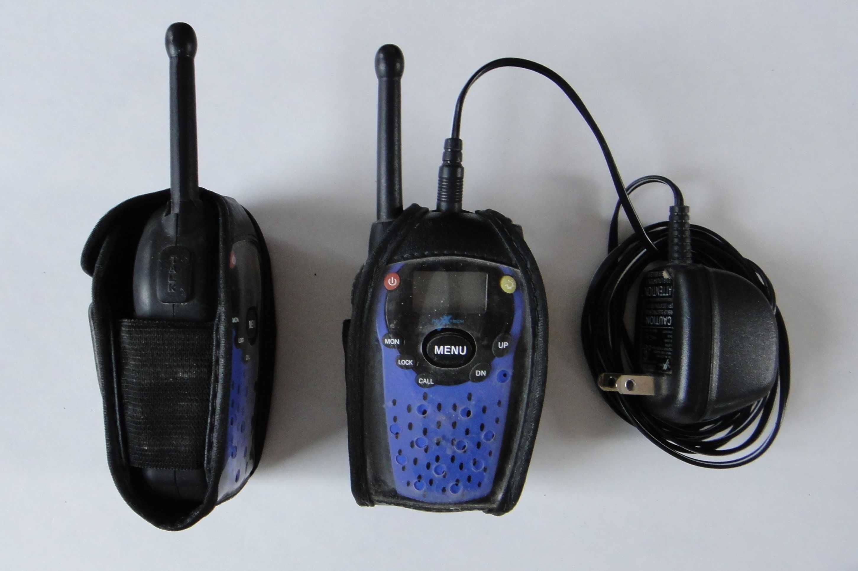 walkie talkie ( 2-way radios ) NexTech - o pereche