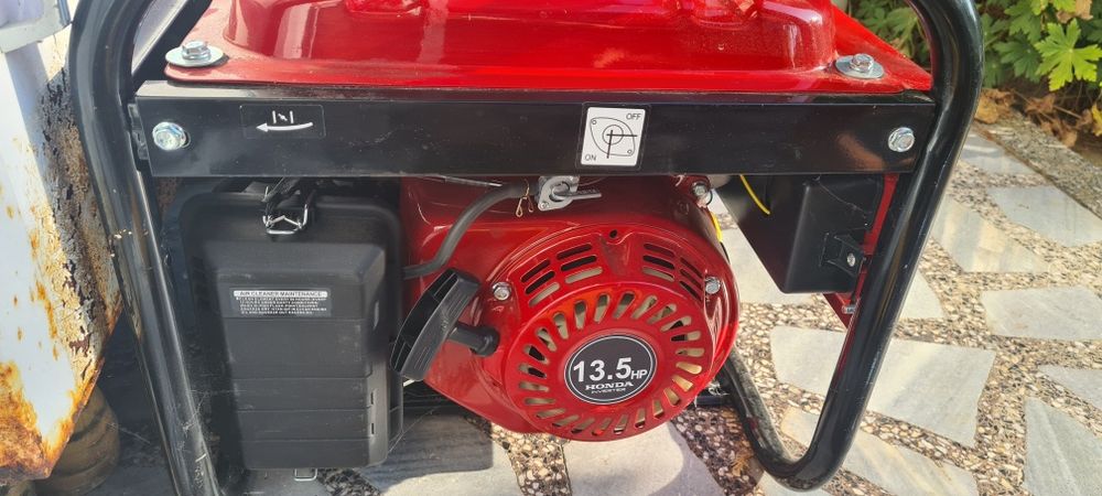 Инверторен генератор Honda 6,5kW 13,5hp