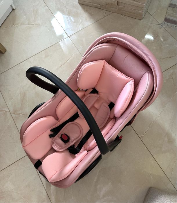 Ново столче за бебе кошнища