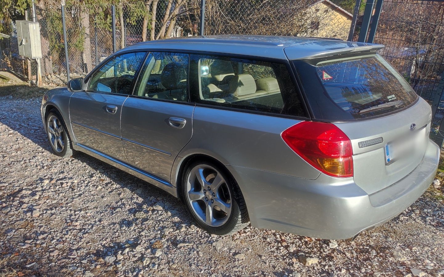 Subaru Legacy 3.0 H6 245к.с.