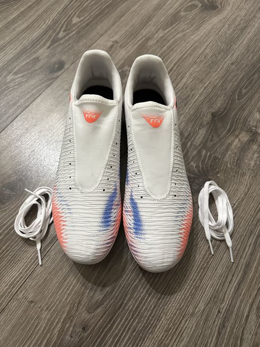 Футболни обувки Puma Future 8 Play – почти нови