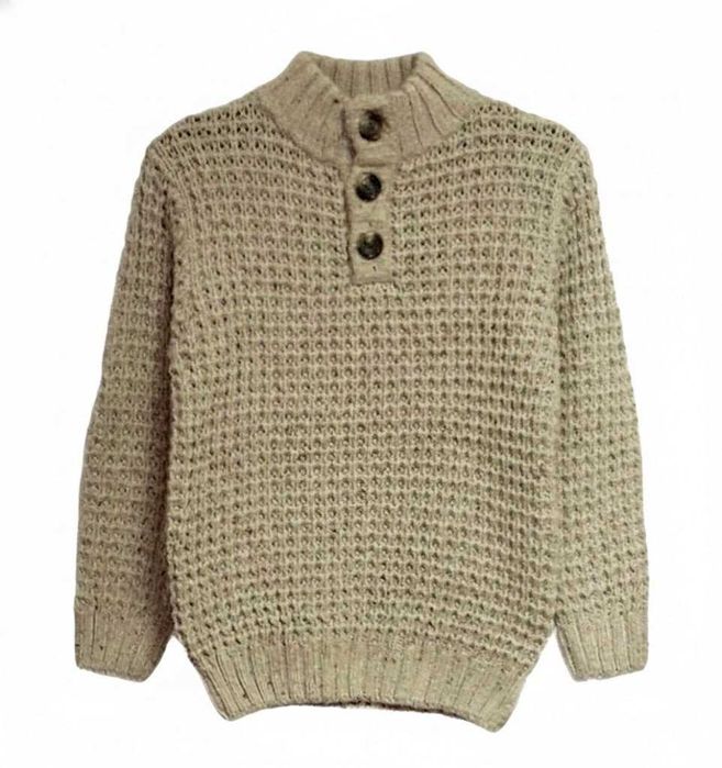 Детски бежов пуловер за момче с висока яка