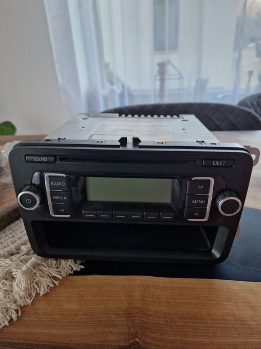 Navigatie,radio,cd volswagen transporter t 5 etc