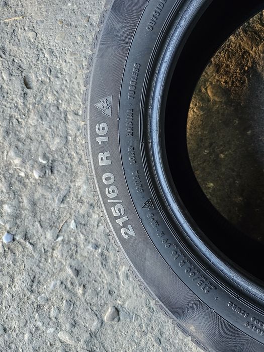 4 anvelope iarna 215 60 16 Continental