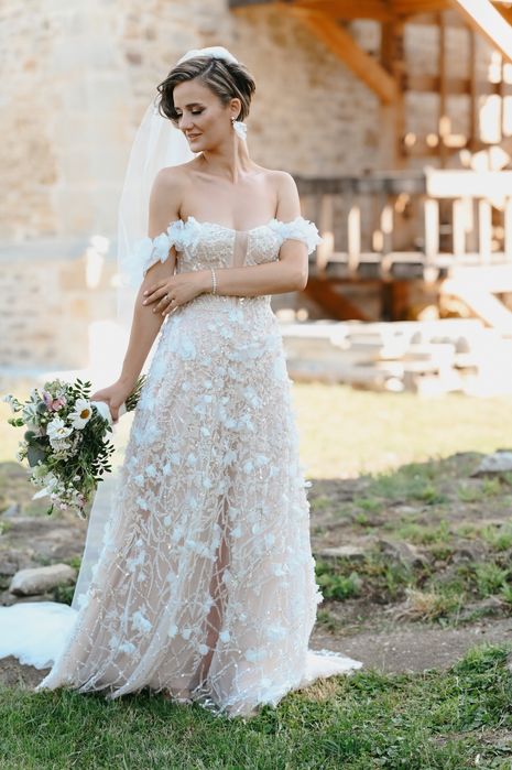 Vând rochie de mireasa Milla Nova