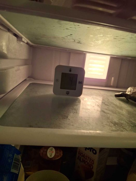 хладилник с фризер Daewoo