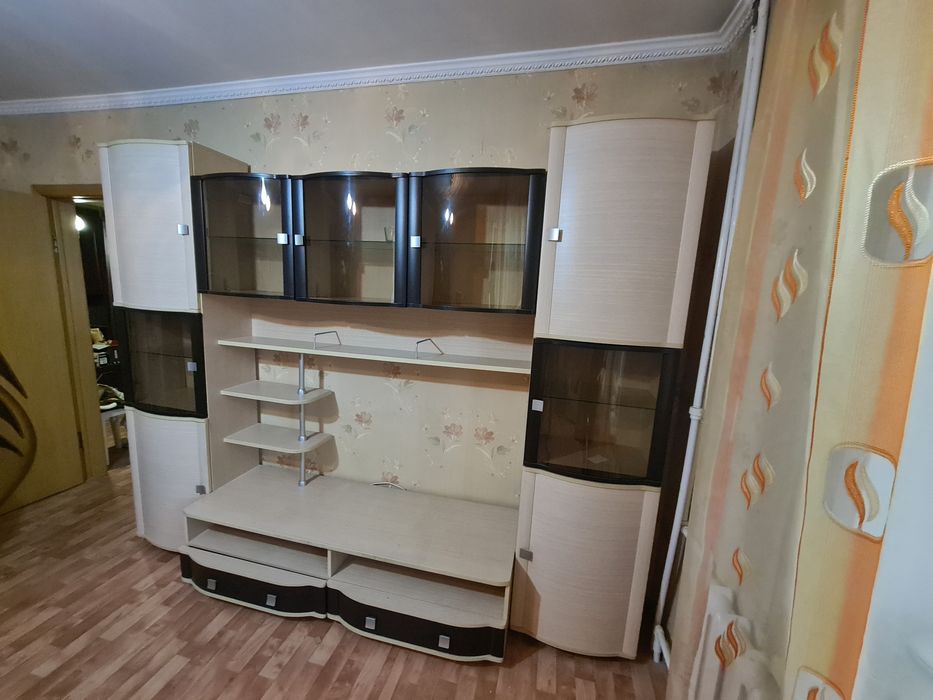 Продаётся стенка