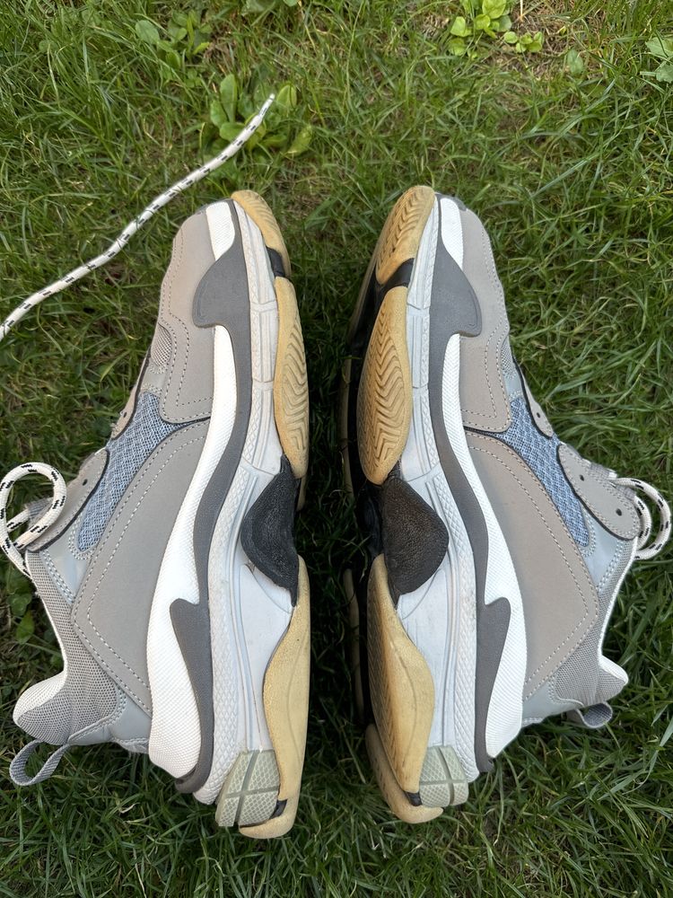 НАМАЛЕНИ! Balenciaga Triple S 41-ви номер