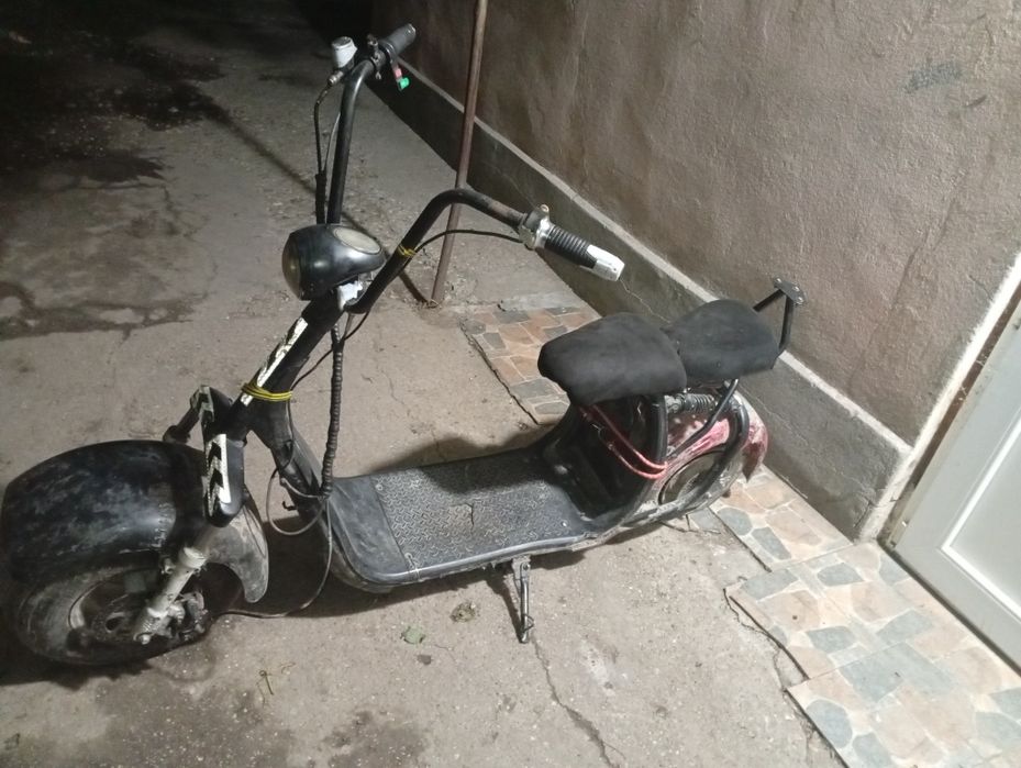 Scuter electric in stare foarte bună