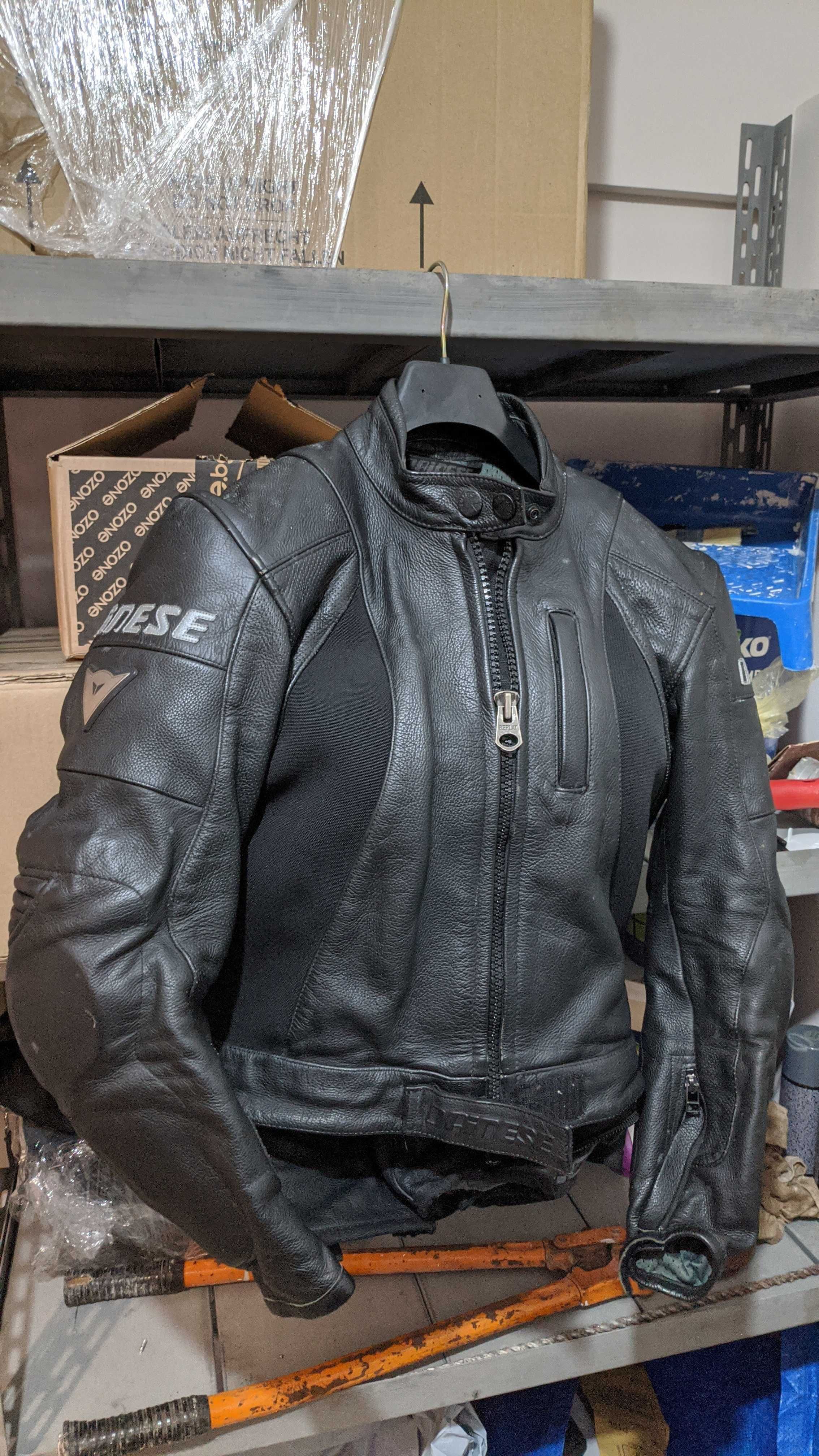 Дамски Dainese екип, размер 42