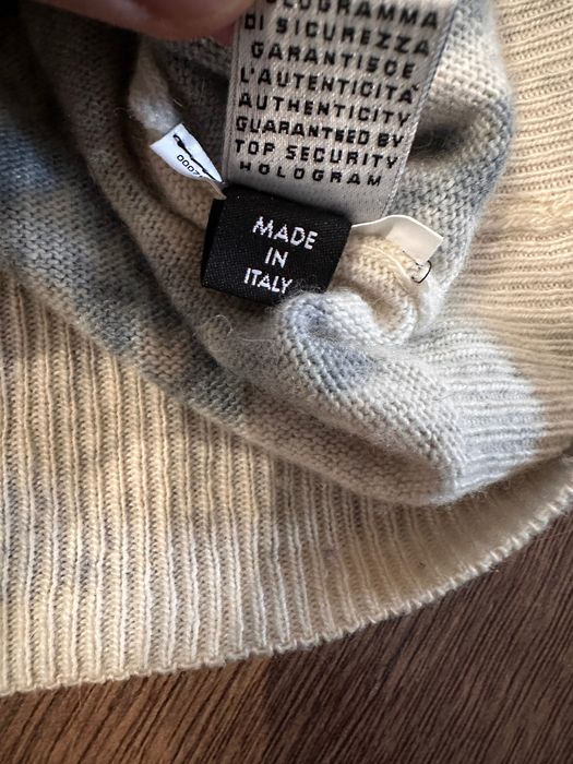 Dolce and Gabbana - вълнен пуловер