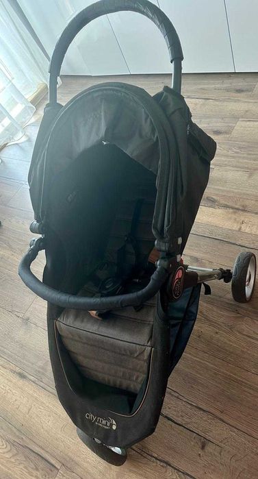 Cărucior Baby Jogger City Mini – cu cutie originală