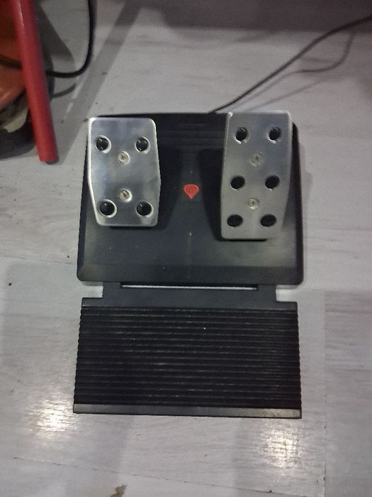 Волан на Genes 900 градуса