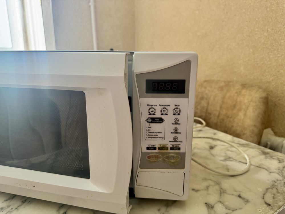 Микроволновая печь DAEWOO