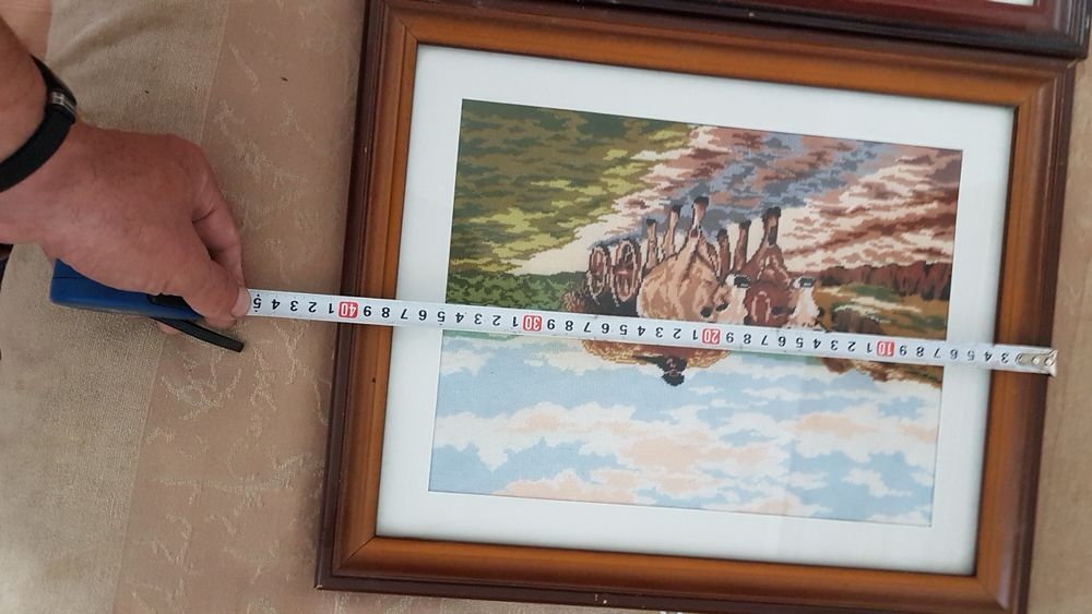 Goblenuri car cu boi si primăvară cu pomi infloriti