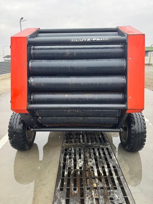 Presa DEUTZ FAHR gp 220