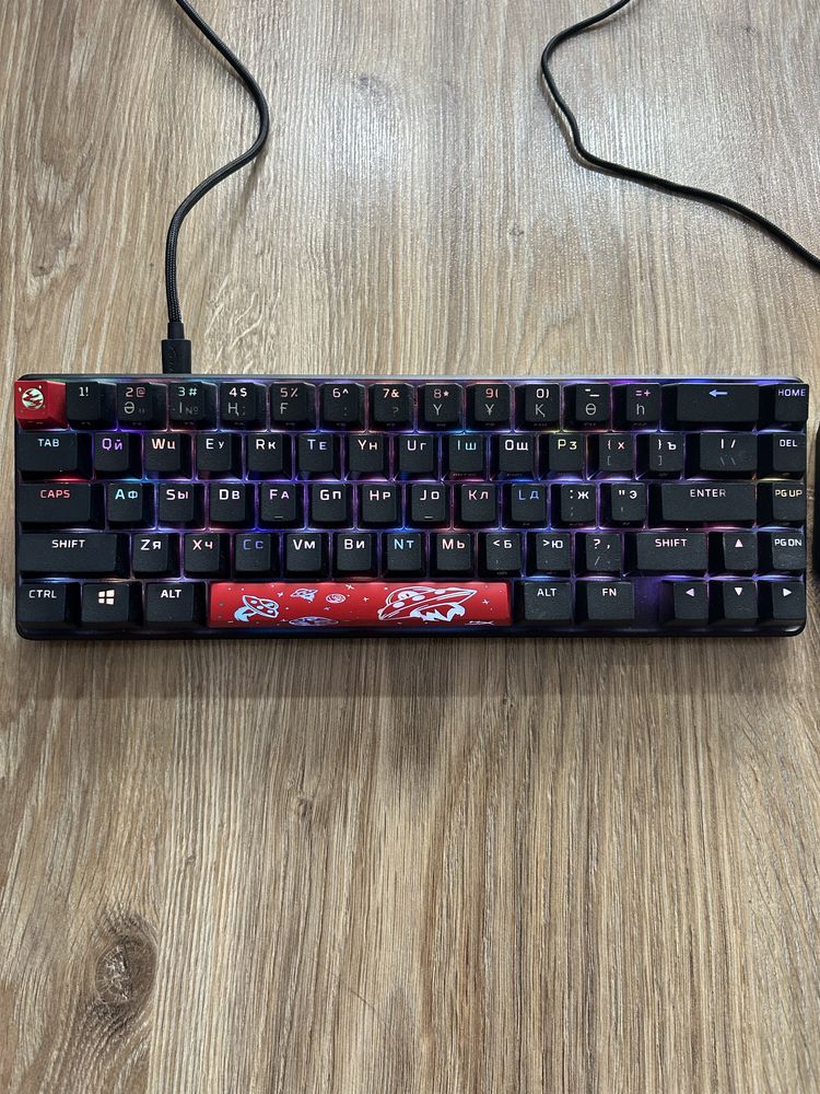 Клавиатура HyperX Alloy Origins 65 Red Switch