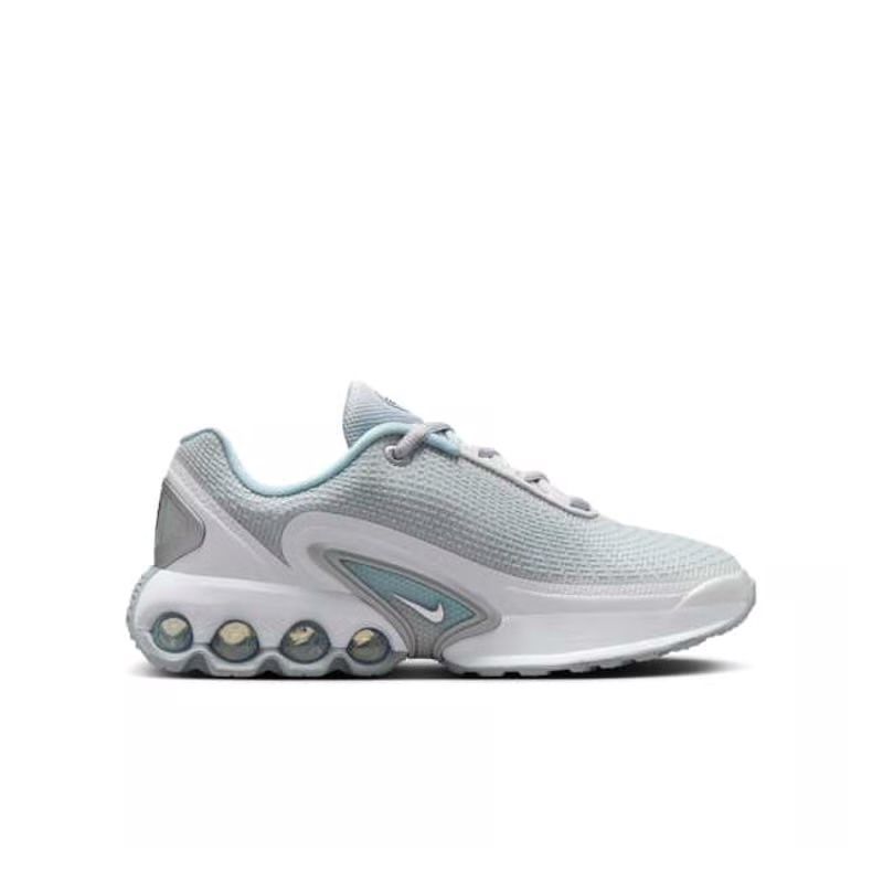 Дамски маратонки Nike air max DN