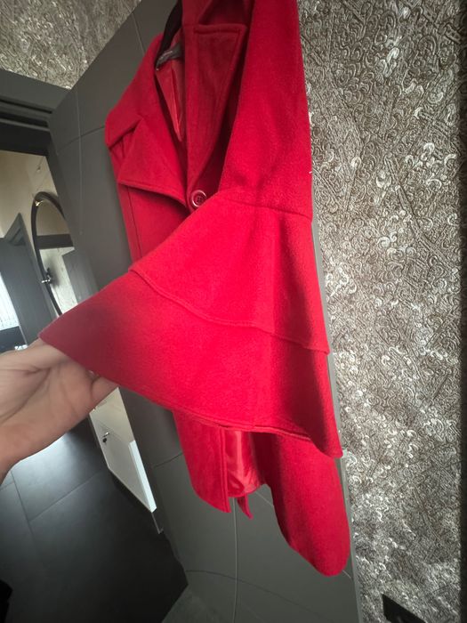 Червено палто Laltramoda