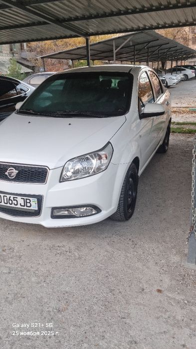 Nexia Ravon R3 sotiladi