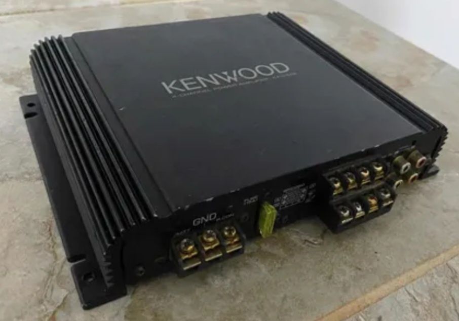 KENWOOD - statie auto / amplificator