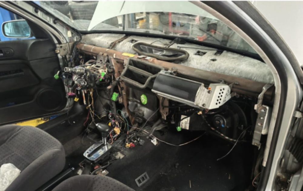 Замена радиатора печки проклейка заслонок