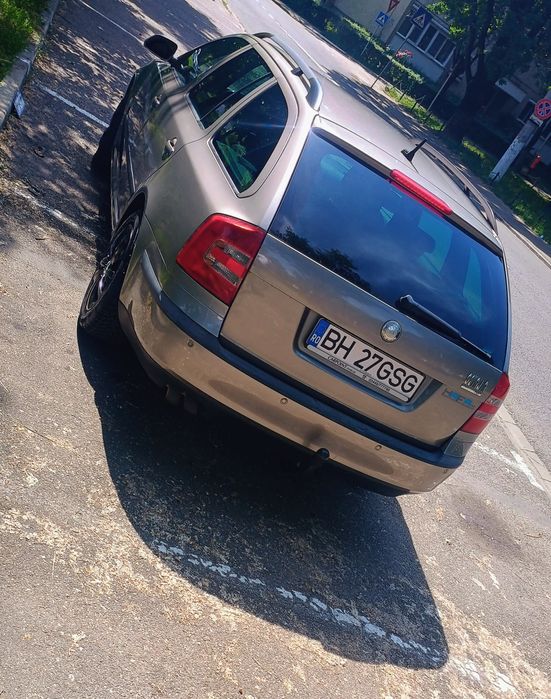 Skoda Octavia 2 Automata Trapă Xenon